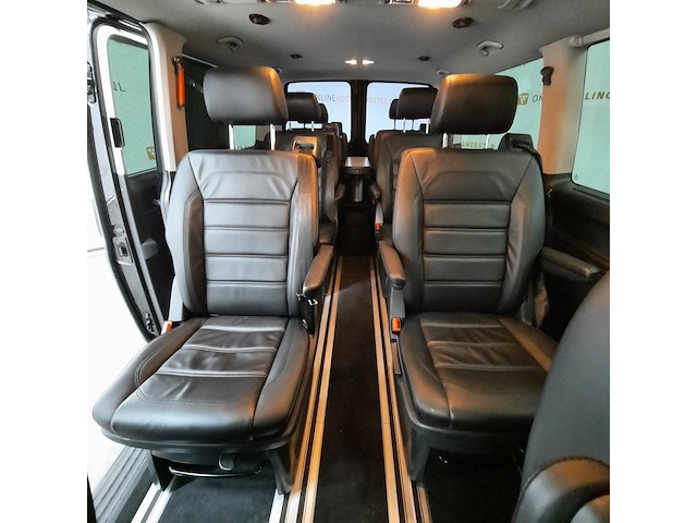 Personenbus, volkswagen, transporter - afbeelding 26 van  42