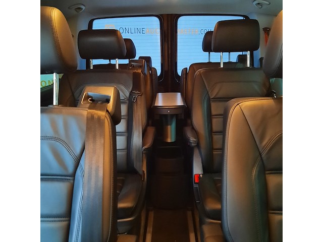 Personenbus, volkswagen, transporter - afbeelding 27 van  42