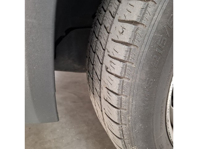 Personenbus, volkswagen, transporter - afbeelding 5 van  53