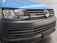 Personenbus, volkswagen, transporter - afbeelding 17 van  53