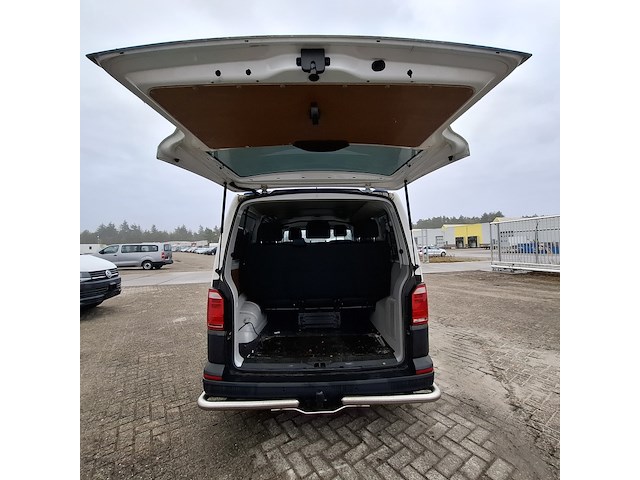 Personenbus, volkswagen, transporter - afbeelding 16 van  50