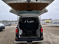 Personenbus, volkswagen, transporter - afbeelding 16 van  50