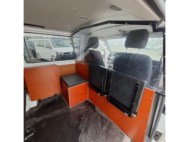 Personenbus, volkswagen, transporter - afbeelding 21 van  50