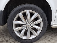 Personenbus, volkswagen, transporter - afbeelding 30 van  50