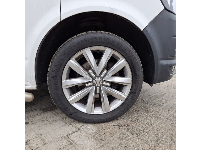 Personenbus, volkswagen, transporter - afbeelding 31 van  50