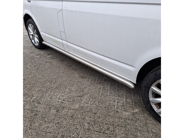 Personenbus, volkswagen, transporter - afbeelding 33 van  50