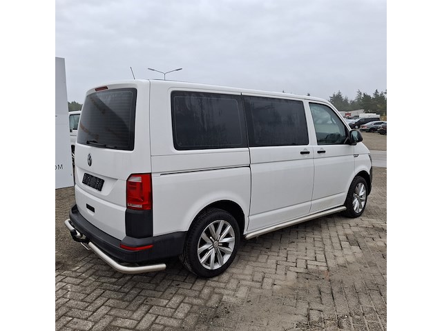 Personenbus, volkswagen, transporter - afbeelding 45 van  50