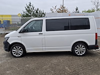 Personenbus, volkswagen, transporter - afbeelding 50 van  50