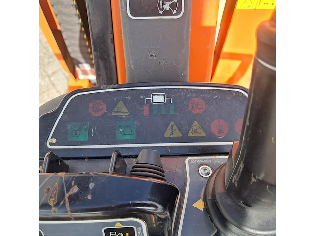 Personenlift 10m accu toucan jlg, 10e, bouwjaar 2014 - afbeelding 8 van  19