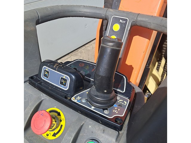 Personenlift 10m accu toucan jlg, 10e, bouwjaar 2014 - afbeelding 9 van  19
