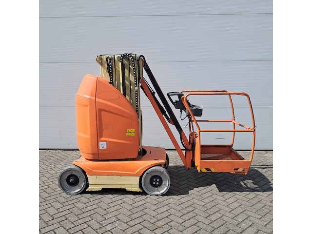 Personenlift 10m accu toucan jlg, 10e, bouwjaar 2014 - afbeelding 1 van  19