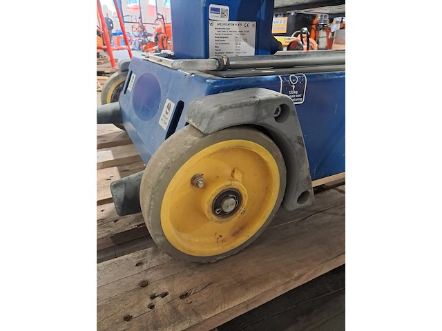 Personenlift 3,5m manueel, power tower, power towers pecolift, 2015 - afbeelding 18 van  27