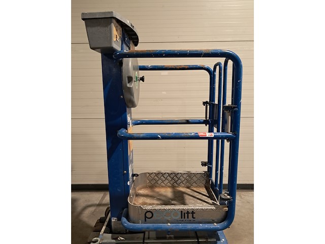 Personenlift 3,5m manueel, power tower, power towers pecolift, 2015 - afbeelding 22 van  27