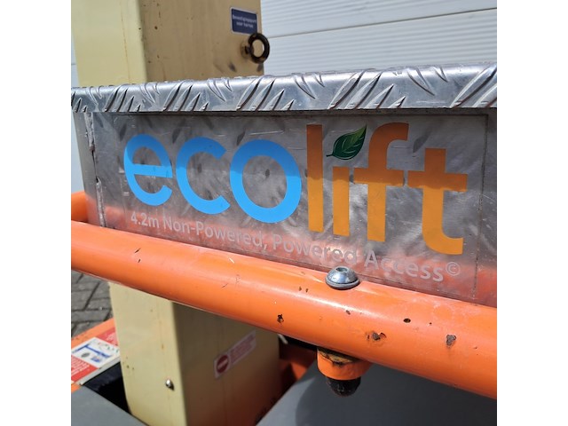 Personenlift 4,2m manueel jlg, ecolift2.2, bouwjaar 2019 - afbeelding 4 van  15