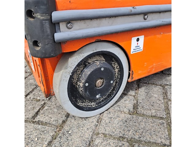 Personenlift 4,2m manueel jlg, power towers ecolift, bouwjaar 2020 - afbeelding 14 van  18
