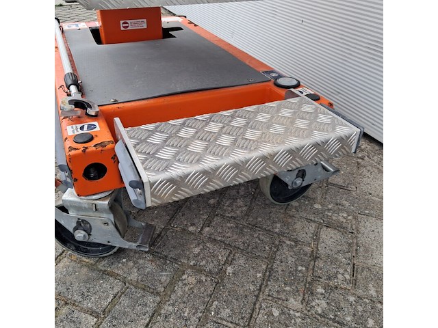 Personenlift 4,2m manueel jlg, power towers ecolift, bouwjaar 2020 - afbeelding 17 van  18