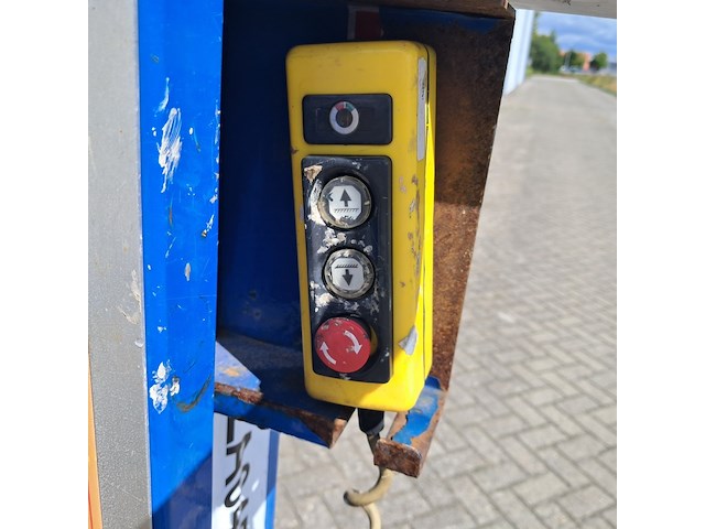 Personenlift 4,5m manueel/accu, power tower, power towers nano, 2015 - afbeelding 7 van  17