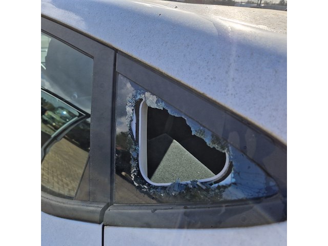 Personenwagen, ford, fiesta - afbeelding 77 van  91