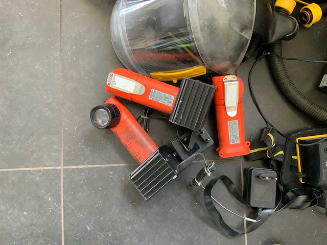 Persoonlijk beschermingskleding en materialen - afbeelding 4 van  10