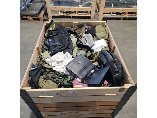 Persoonlijke uitrusting en kleding defensie , kpu / kl / woodland - afbeelding 2 van  5