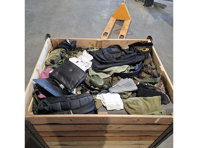 Persoonlijke uitrusting en kleding defensie , kpu / kl / woodland - afbeelding 3 van  5