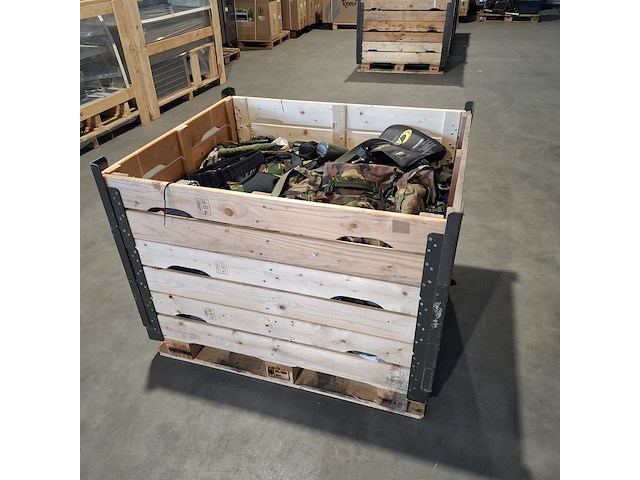 Persoonlijke uitrusting en kleding defensie , kpu / kl / woodland - afbeelding 1 van  5