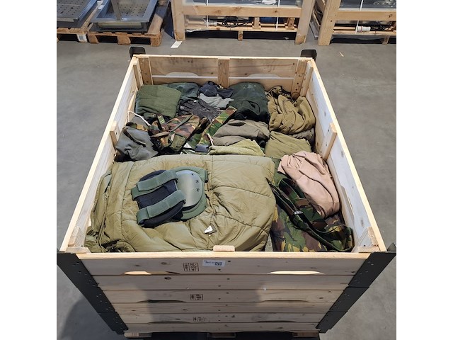 Persoonlijke uitrusting en kleding defensie , kpu / kl / woodland - afbeelding 2 van  5