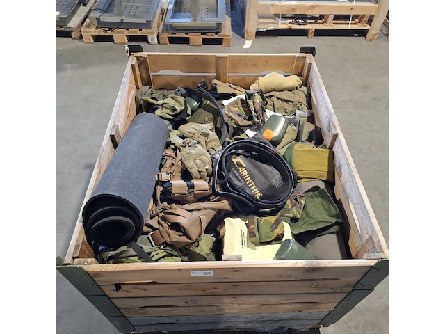 Persoonlijke uitrusting en kleding defensie , kpu / kl / woodland - afbeelding 2 van  5