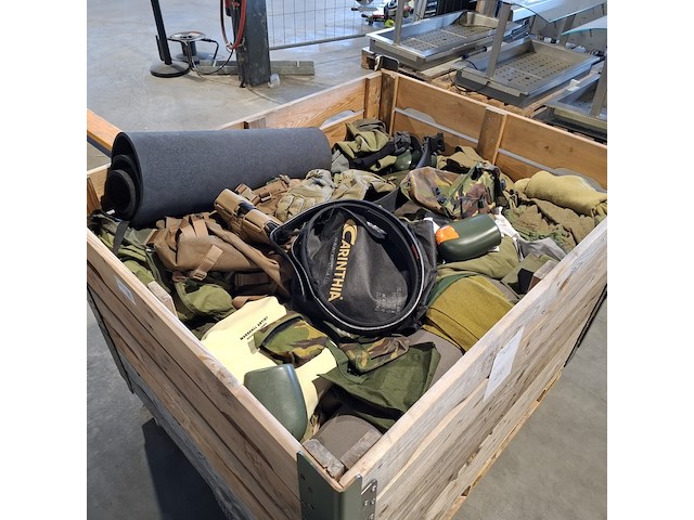 Persoonlijke uitrusting en kleding defensie , kpu / kl / woodland - afbeelding 3 van  5