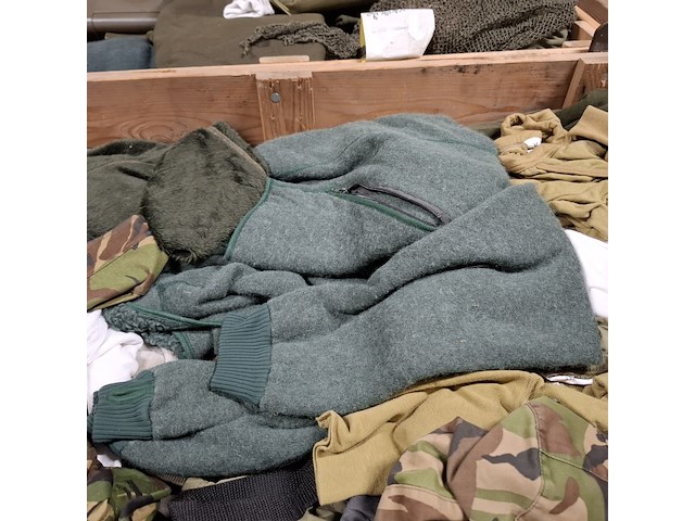 Persoonlijke uitrusting en kleding defensie, woodland kpu kl - afbeelding 2 van  18