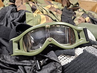 Persoonlijke uitrusting en kleding defensie, woodland kpu kl - afbeelding 2 van  12