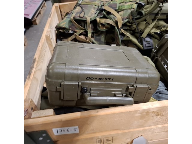 Persoonlijke uitrusting en kleding defensie, woodland kpu kl - afbeelding 13 van  16