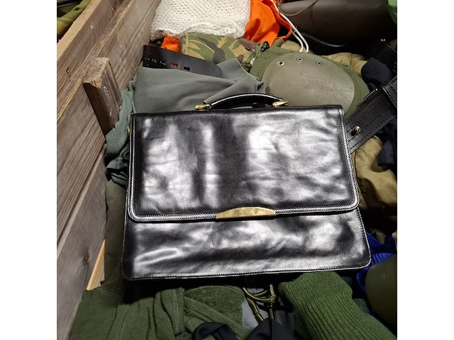 Persoonlijke uitrusting en kleding defensie, woodland kpu kl - afbeelding 2 van  16