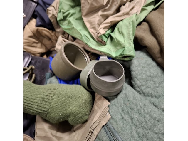 Persoonlijke uitrusting en kleding defensie, woodland kpu kl - afbeelding 14 van  16