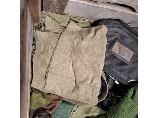 Persoonlijke uitrusting en kleding defensie, woodland kpu kl - afbeelding 16 van  16