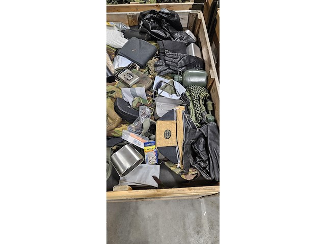 Persoonlijke uitrusting en kleding defensie, woodland / kpu / kl - afbeelding 2 van  4