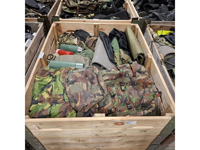 Persoonlijke uitrusting en kleding defensie, woodland / kpu / kl - afbeelding 1 van  7