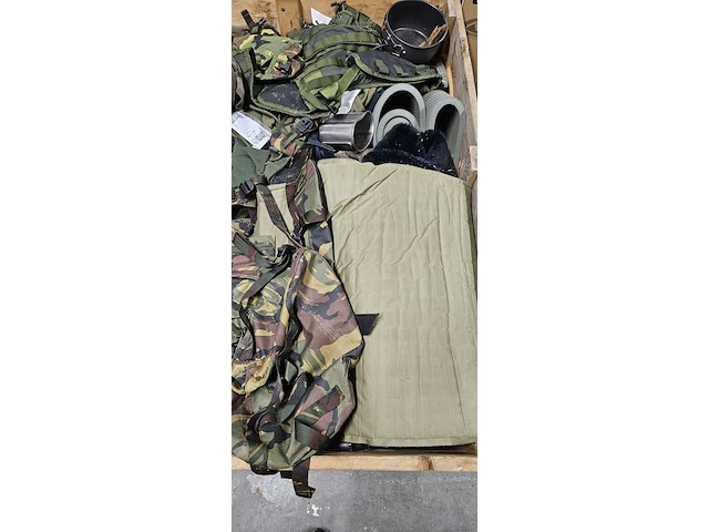 Persoonlijke uitrusting en kleding defensie, woodland / kpu / kl - afbeelding 2 van  4