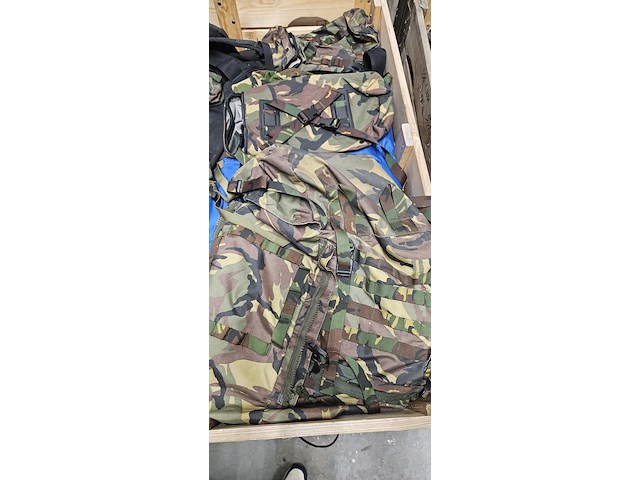 Persoonlijke uitrusting en kleding defensie, woodland / kpu / kl - afbeelding 2 van  4