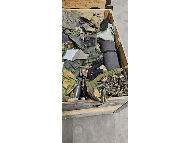 Persoonlijke uitrusting en kleding defensie, woodland / kpu / kl - afbeelding 2 van  4