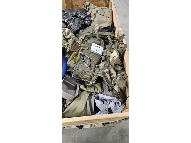 Persoonlijke uitrusting en kleding defensie, woodland / kpu / kl - afbeelding 1 van  4
