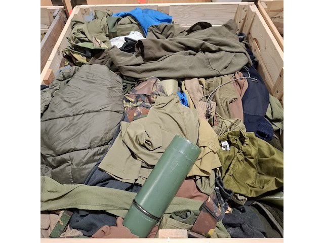 Persoonlijke uitrusting en kleding defensie - afbeelding 11 van  30