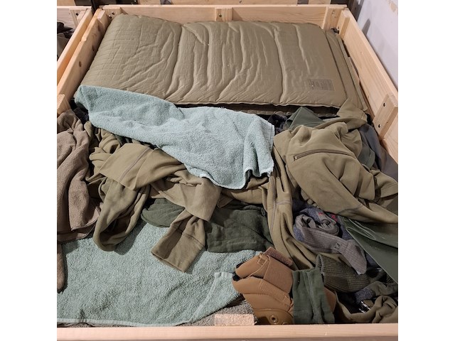 Persoonlijke uitrusting en kleding defensie - afbeelding 28 van  30