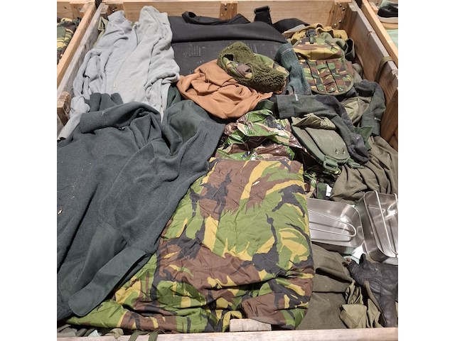 Persoonlijke uitrusting en kleding defensie - afbeelding 6 van  35