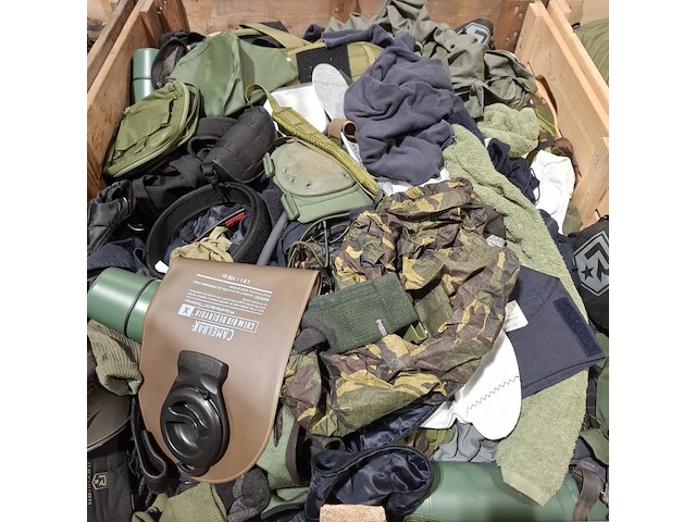 Persoonlijke uitrusting en kleding defensie - afbeelding 10 van  35