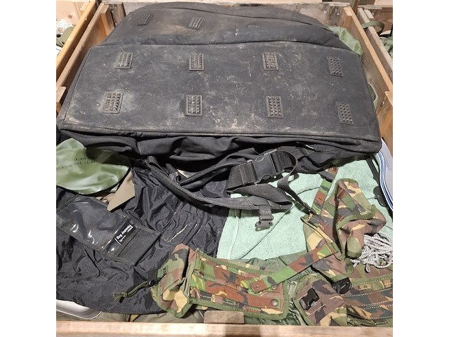 Persoonlijke uitrusting en kleding defensie - afbeelding 17 van  35
