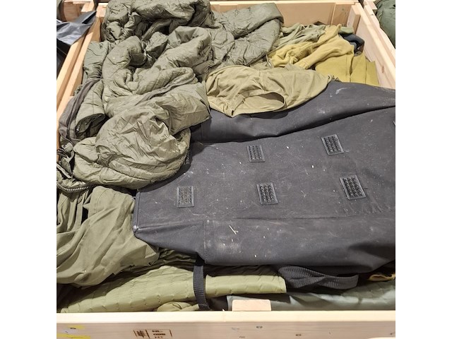 Persoonlijke uitrusting en kleding defensie - afbeelding 11 van  32