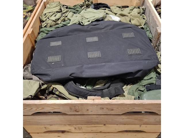 Persoonlijke uitrusting en kleding defensie - afbeelding 20 van  32