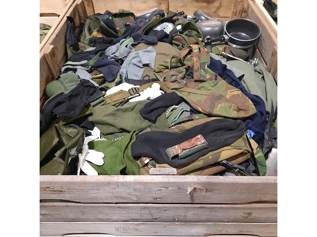 Persoonlijke uitrusting en kleding defensie - afbeelding 9 van  39