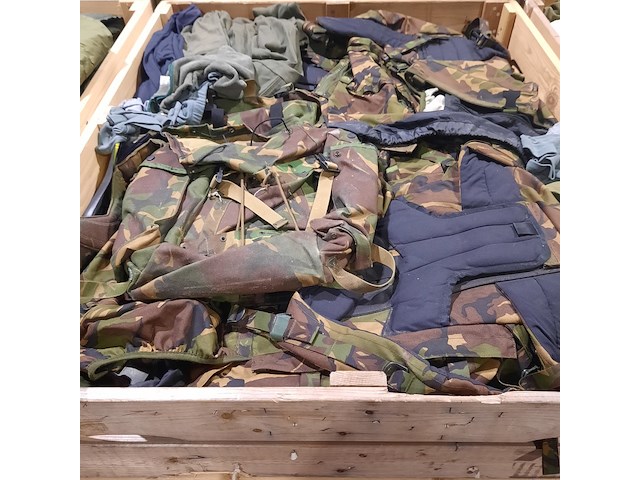 Persoonlijke uitrusting en kleding defensie - afbeelding 27 van  39